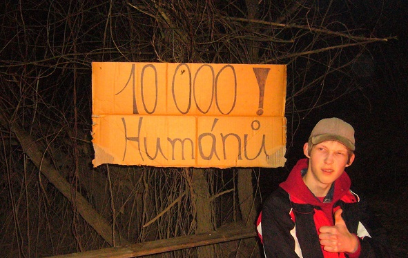10 000 (8)